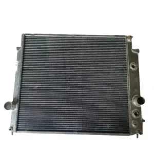Aluminum Main Radiator For 1998-2003 Jaguar XJR XJ8 X308 Vanden Plas 4.0L